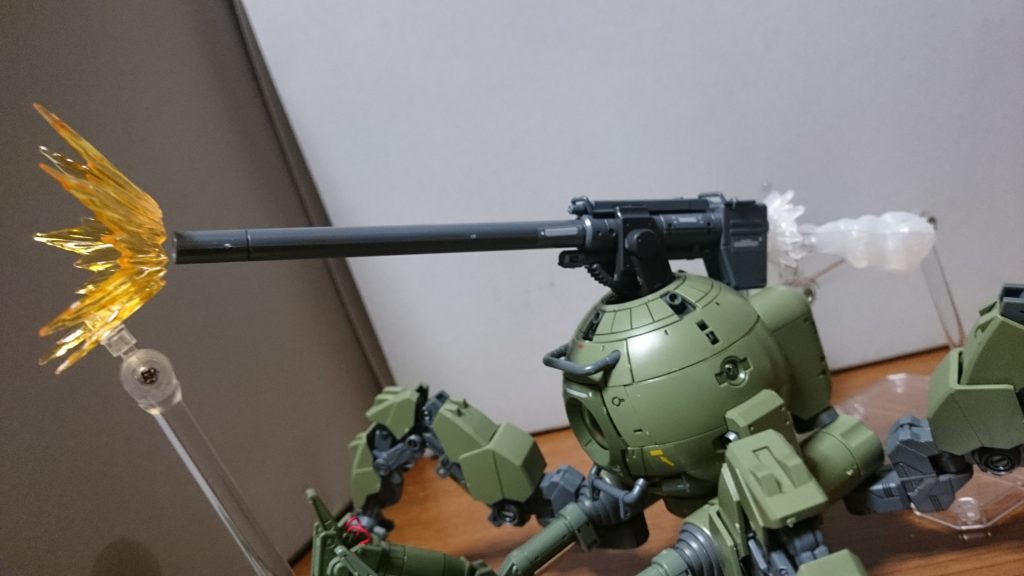 武装は元キットから受け継がれている低反動キャノンのみ!URUSAI装備や串団子装備、あと上を下への大騒ぎ装備とかのパーツが入ったオプションセットみたいなのを発売してほしいけど、MGだし望み薄っスね…