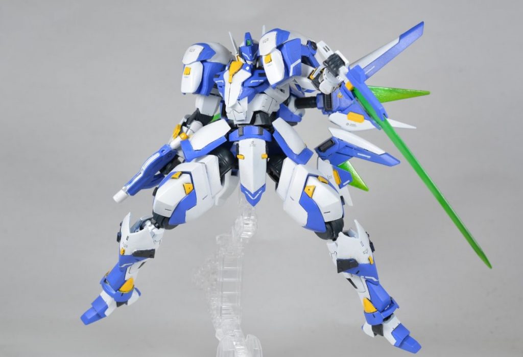 ヒロイックな雰囲気のメカ物と、最近作ってた物の方向性の真逆なものを作ったので、なんか新鮮な気持ちになりました^^