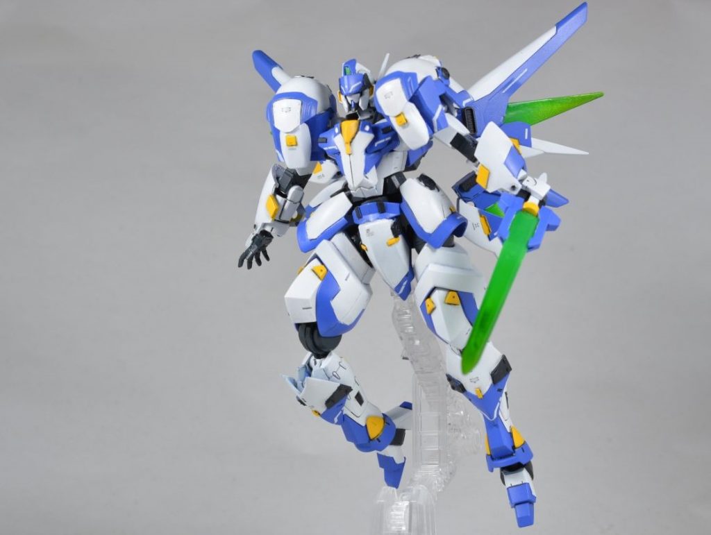 羽を展開すると、ヴァルキリアな雰囲気に…なってるといいな。