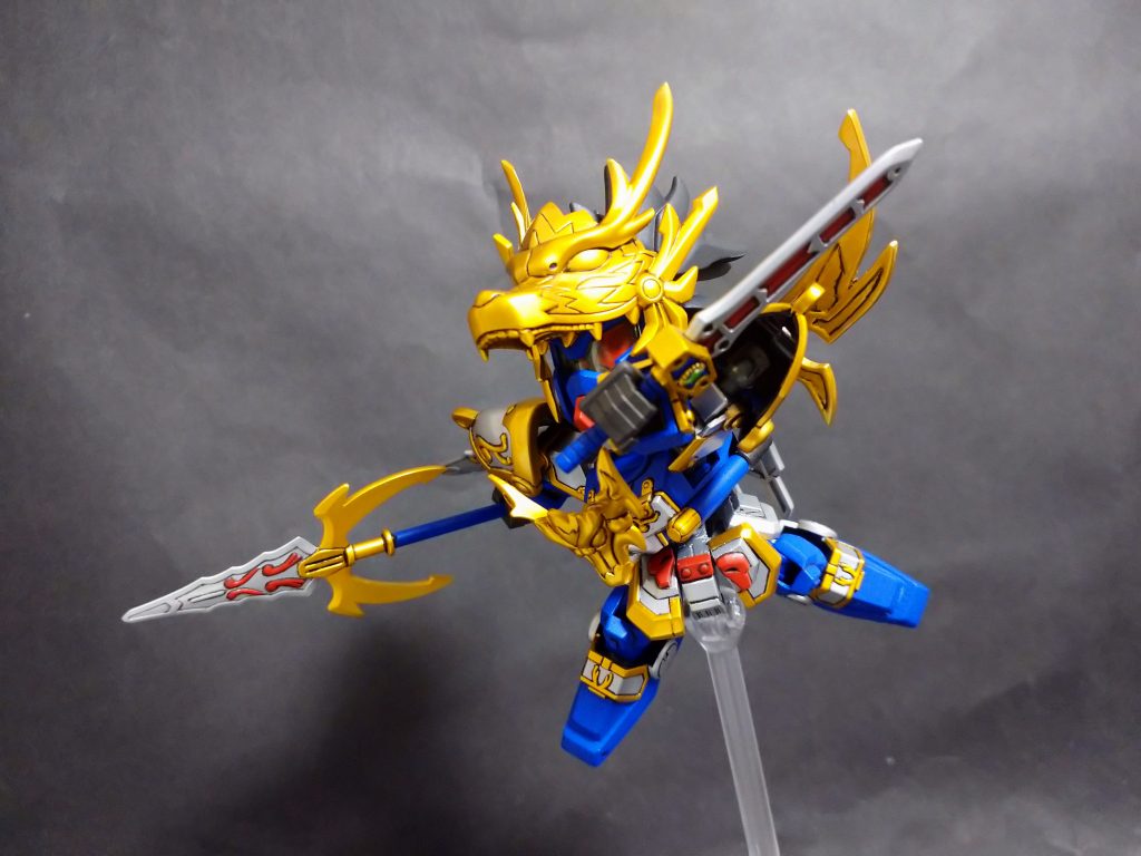 暴走形態。背中の羽根はサイズが小さかったので自作しました。