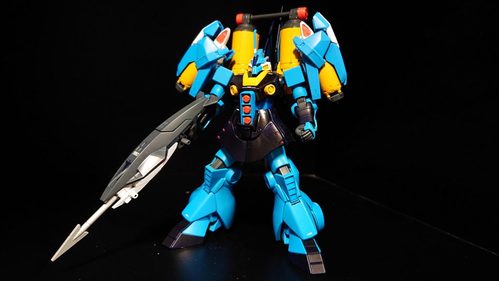 対潜、対艦攻撃能力は極めて高く両足がそれぞれ大型魚雷になっているさらに両肩には4連装サブロックを装備