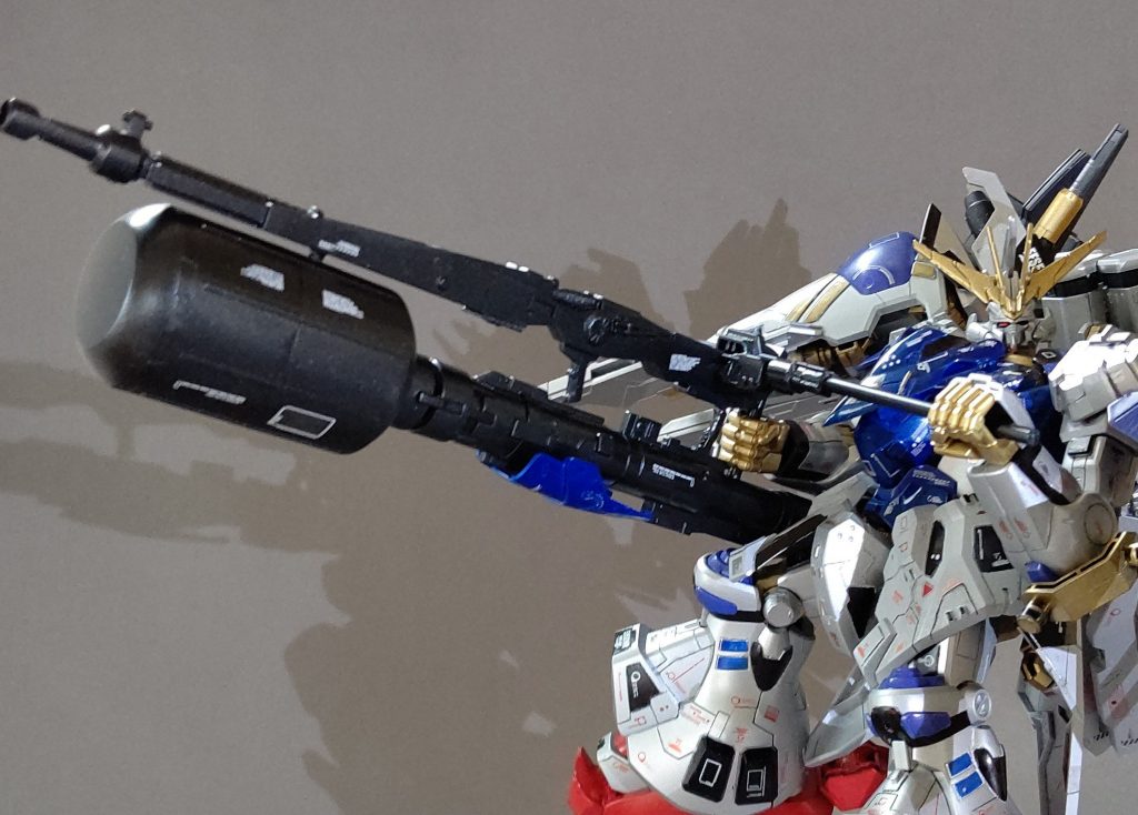 武装7 核圧縮式ビームライフル(オリジナル)旧キッド Ex-Sガンダムのライフル、試作2号機の核ミサイル、クシャトリヤリペアードのタンク、アスタロトの左腕からできています!以上が武装になります