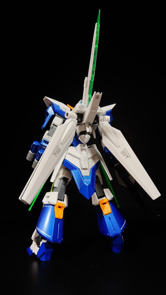 マイクロウェーブチャージと太陽炉のツインドライブでエネルギー効率も安心リフレクトスラスターとGNタケノコで機動力もバッチリ