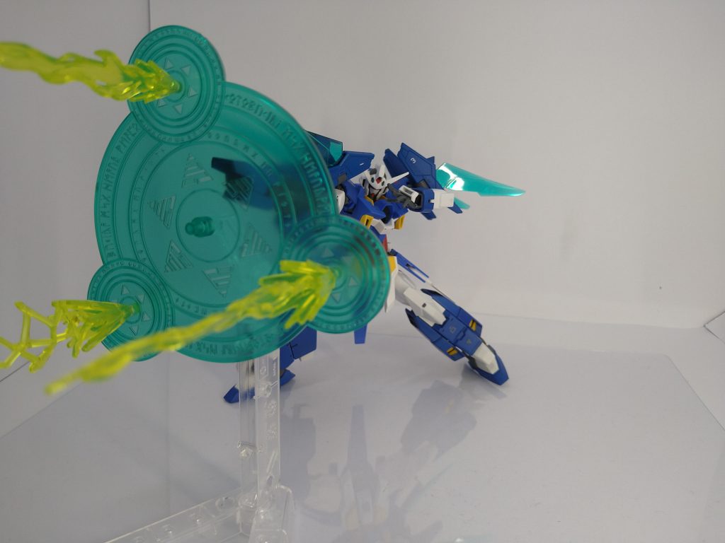 又、魔法陣を展開することで威力をより上げたり変則的なビームを打つことが可能となっている。