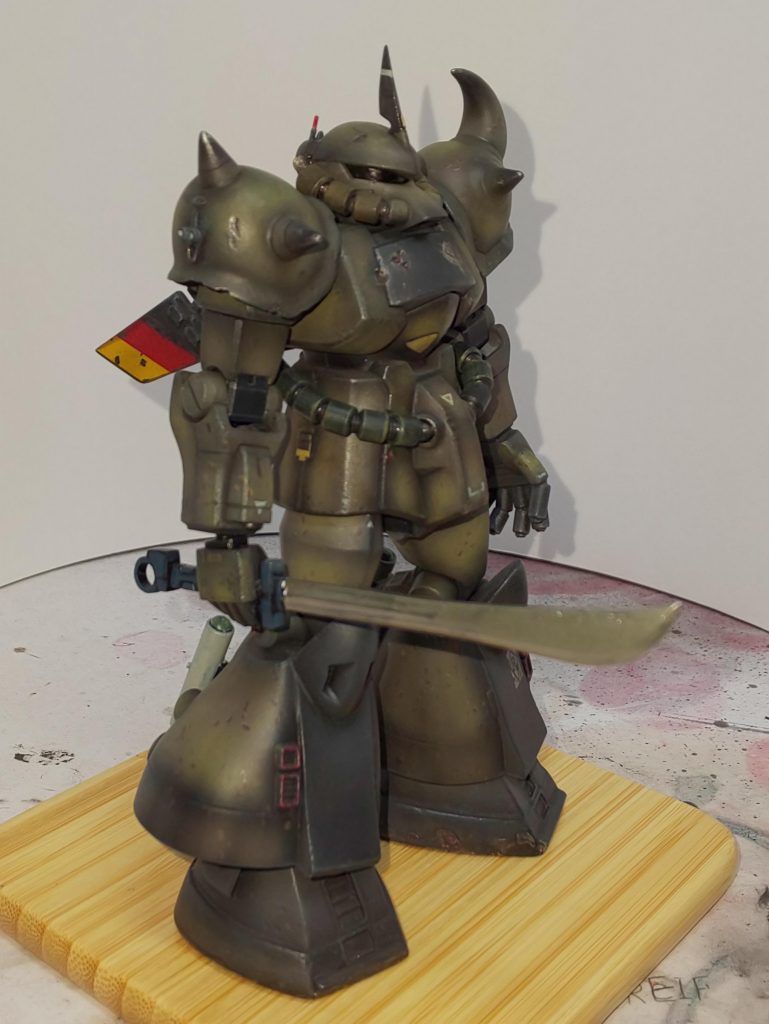 ヨーロッパ方面 第17MS大隊 第3機動MS中隊に配備された本機は「ホルニッセ」という愛称で呼ばれ、同隊と共に主にシチリア半島を拠点にヨーロッパ各地へ火消しに飛び回る。その後も戦局の悪化する中、転戦／後退しながらアフリカのアデン宇宙港での防衛戦まで生き延び、この防衛戦で機体は大破。パイロットのローザ･グリアーデは連邦の捕虜となり、後に連邦軍に入ることとなる。