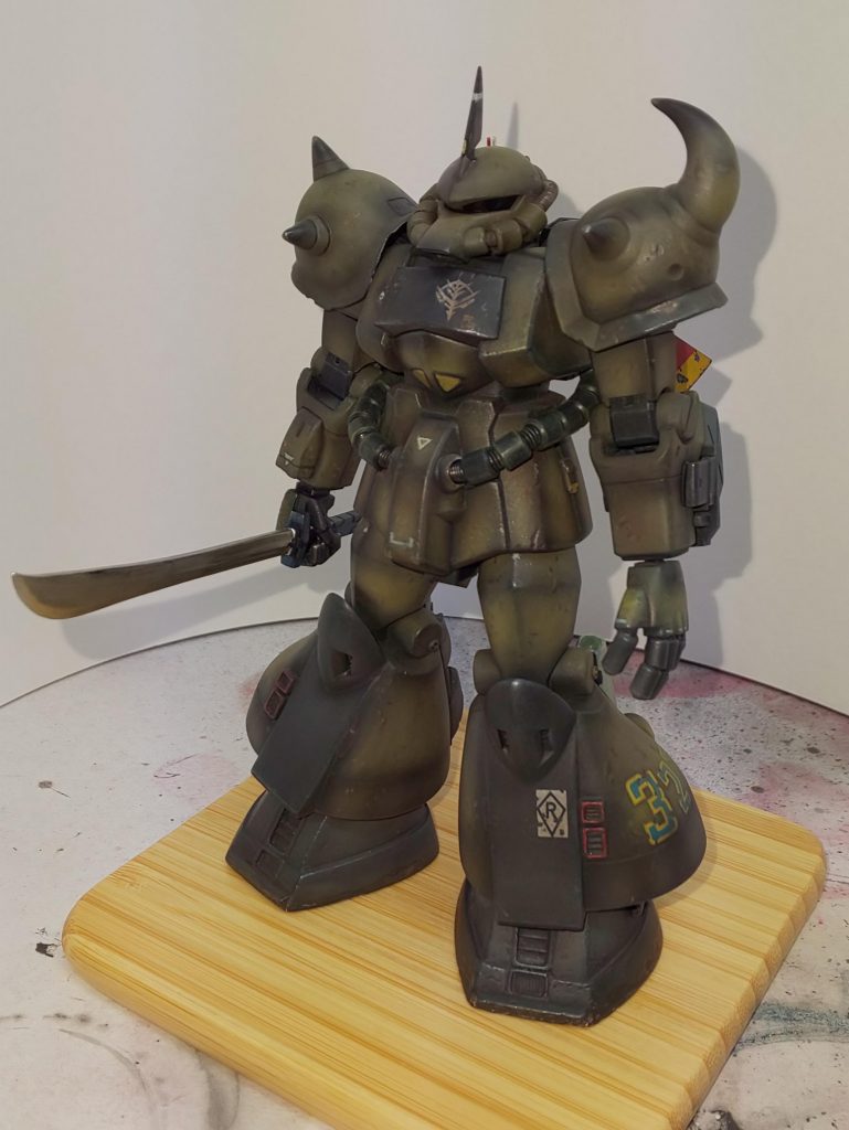 第二次大戦のヨーロッパ戦線のドイツ戦車みたいなイメージです。「光と影」迷彩っぽいこともしています。飛行研究が中止になったあと、技研から卸されヨーロッパ方面部隊に回された一機。