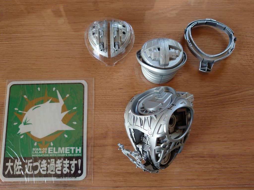 内部フレームはシルバーのみで塗装してます。チラ見え効果でアクセントになってます。