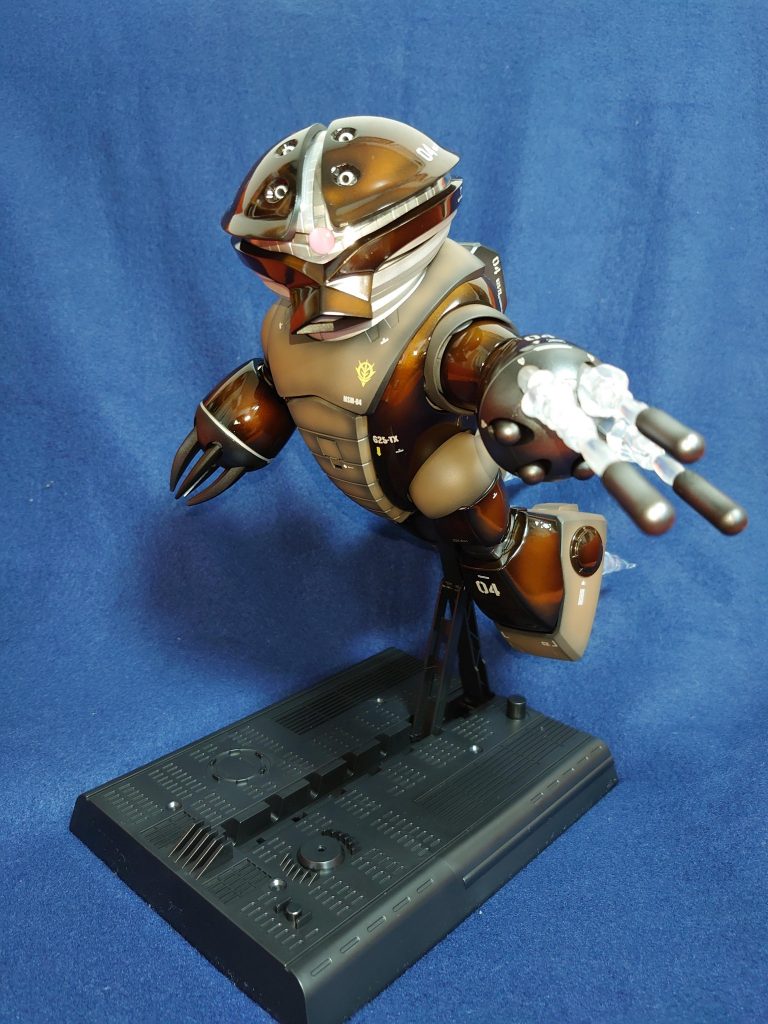 グラデーションキャンディアッガイ｜きょんしーさんのガンプラ