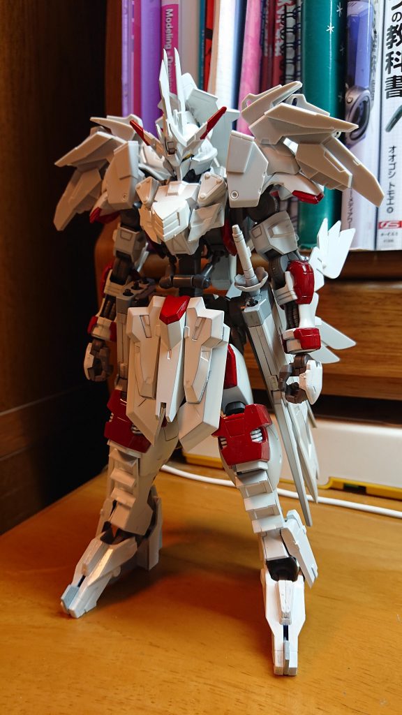 スプレー塗装2回目ここで大分纏まりました個人的にこの状態だけでもカッコいい