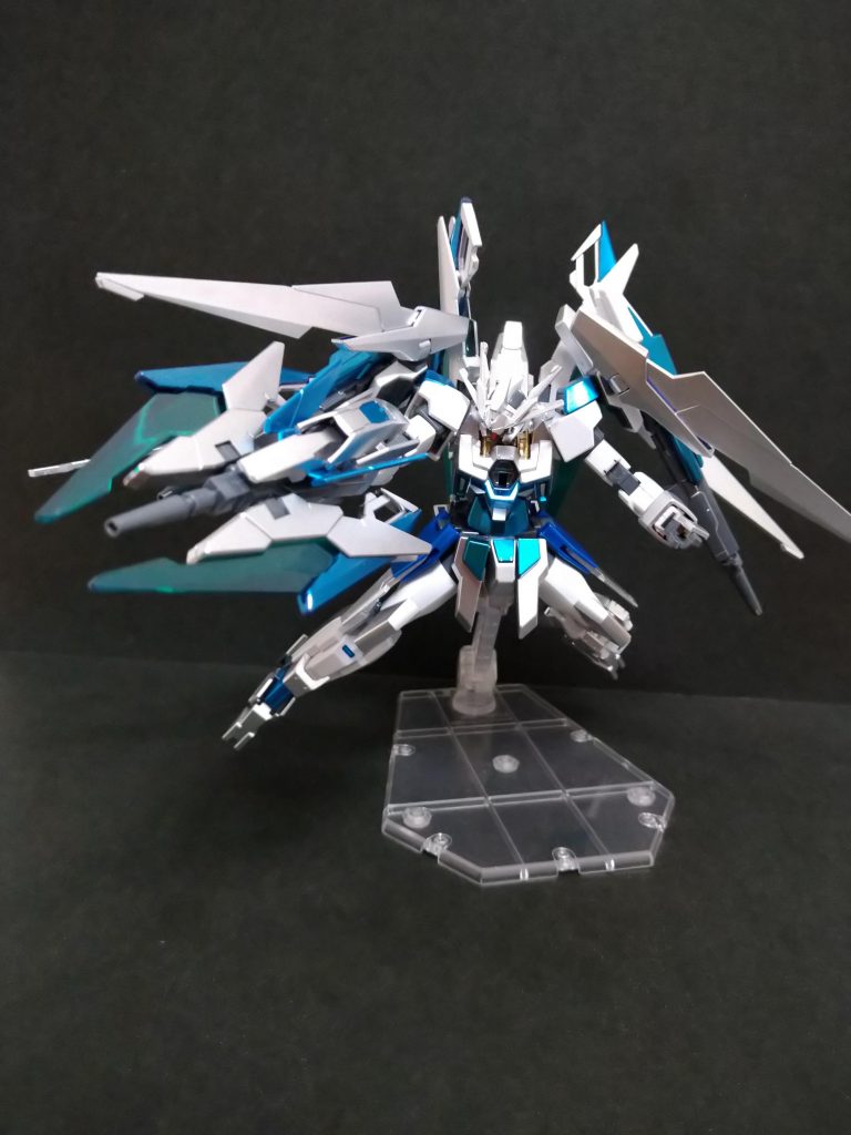 ライフルが重すぎて上手くポーズがとれませんでした😭