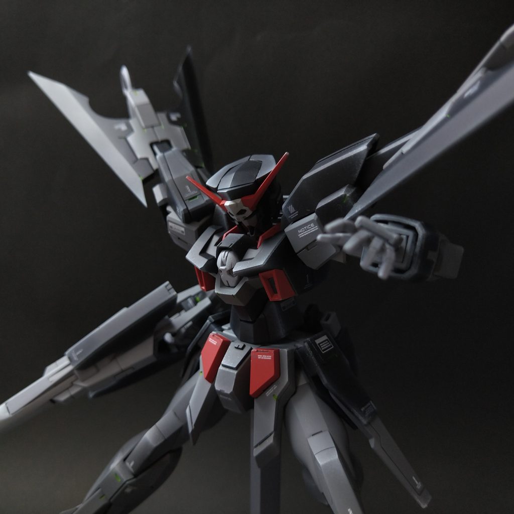 平手ポージング最初から平手が付いているので、ポージングに幅ができて楽しいですね。とにかくプレイバリューが高い！