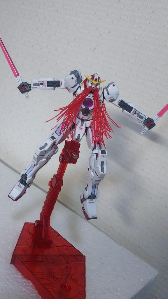 肩に金属パーツを埋め込みました