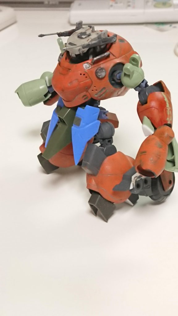 過去に作りかけだったオレンジのマンロディから作りはじめました。