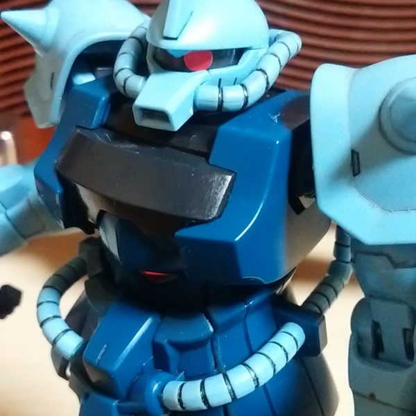 ９月２日は　グフの日　