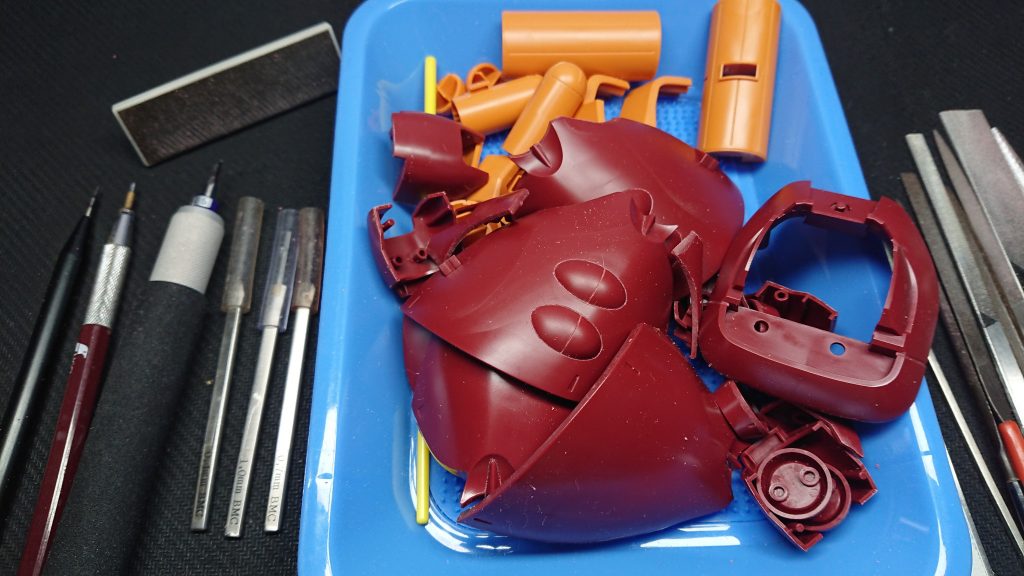 モールドを彫り直してゲート処理を。