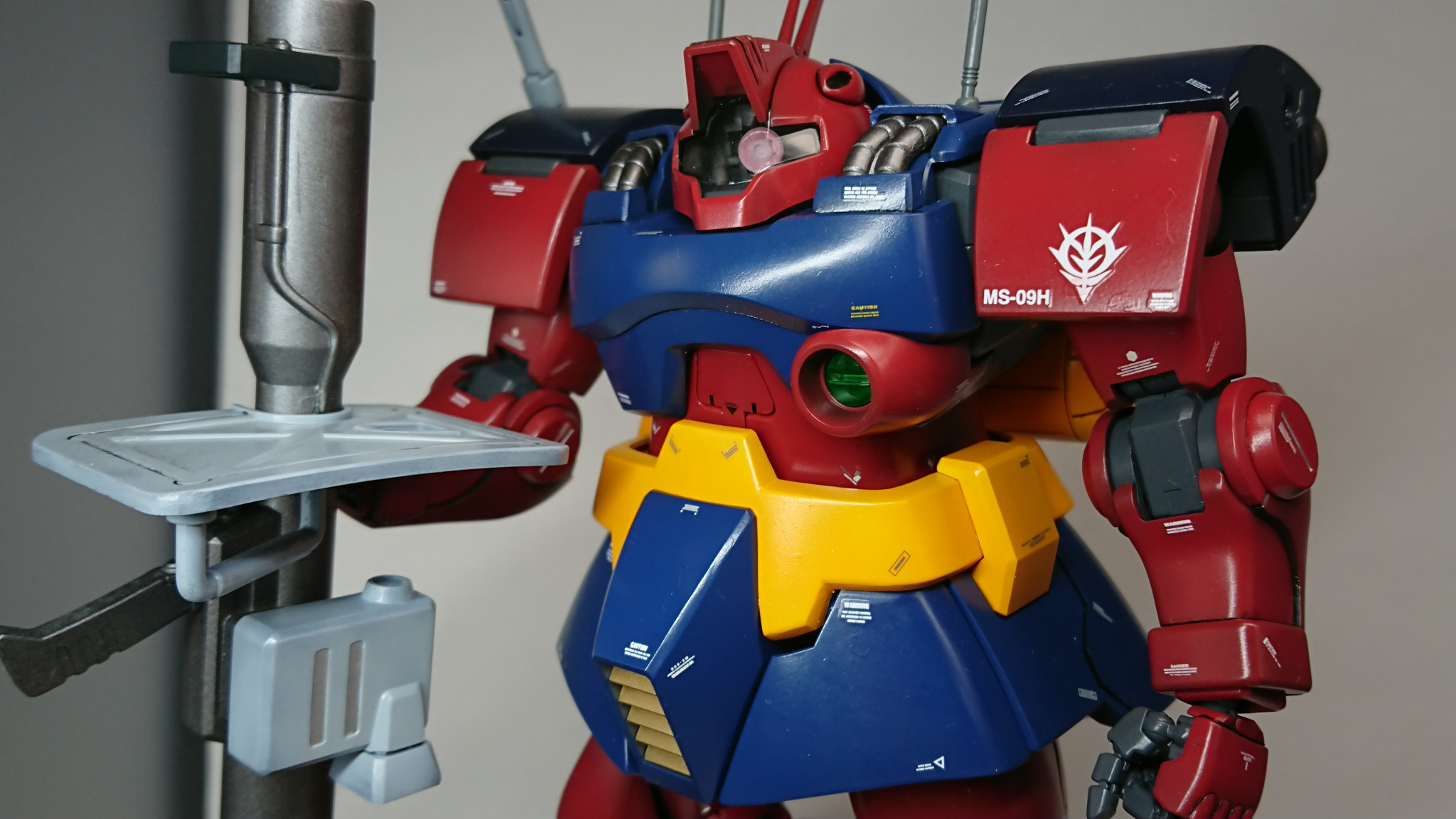 ガンプラ完成品】MGドワッジ改 改修塗装完成品-