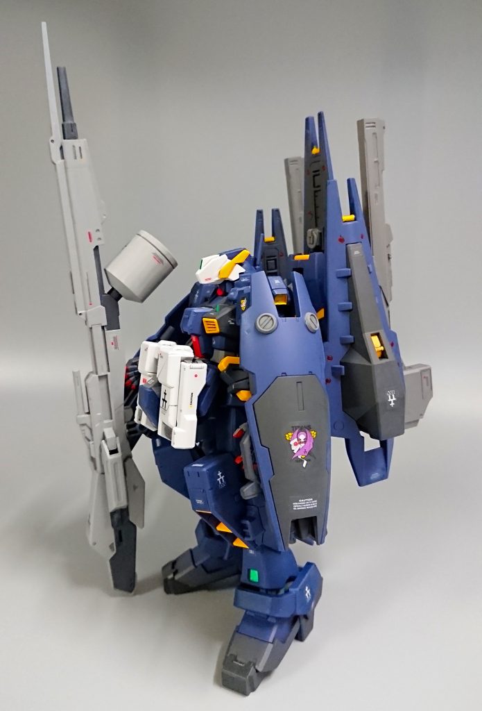 ハイパーメガランチャーのテスト使用の重装備型になります。シールド最多の5枚ですww多すぎ