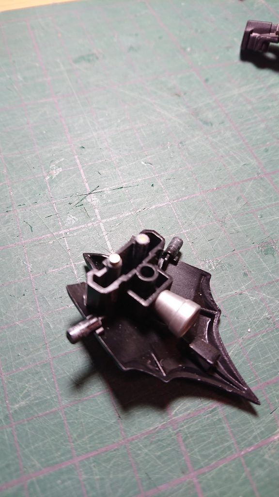 アクティブクロークはネオジム磁石で取り外し可能です。