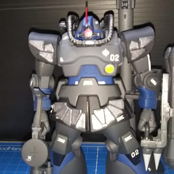 TT小隊02番機、斬り込み隊長のドム