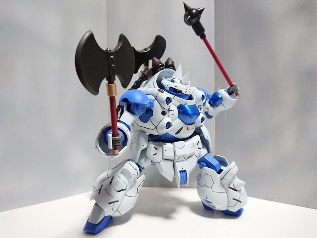 本体の白の塗装は黒サフ→スーパーシルバー→GXホワイト(少し灰)です。