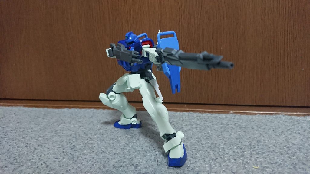 頭部にはEXMA(エクスマ)システムというのを内蔵しているらしいです