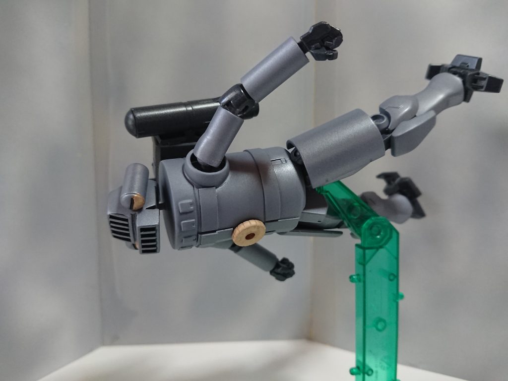 飛行もしくは頭突き