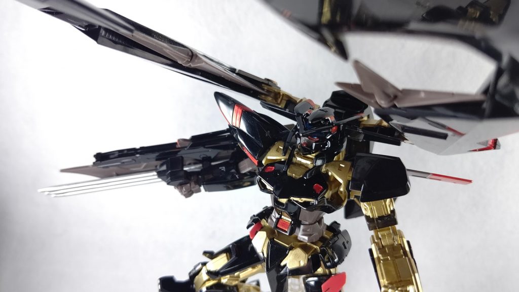 『まともにダンスを踊れぬ者よ、死ね!!』