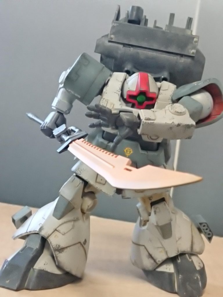 突進力を合わせた刺突攻撃はドム系の特性と相まって非常に強力。