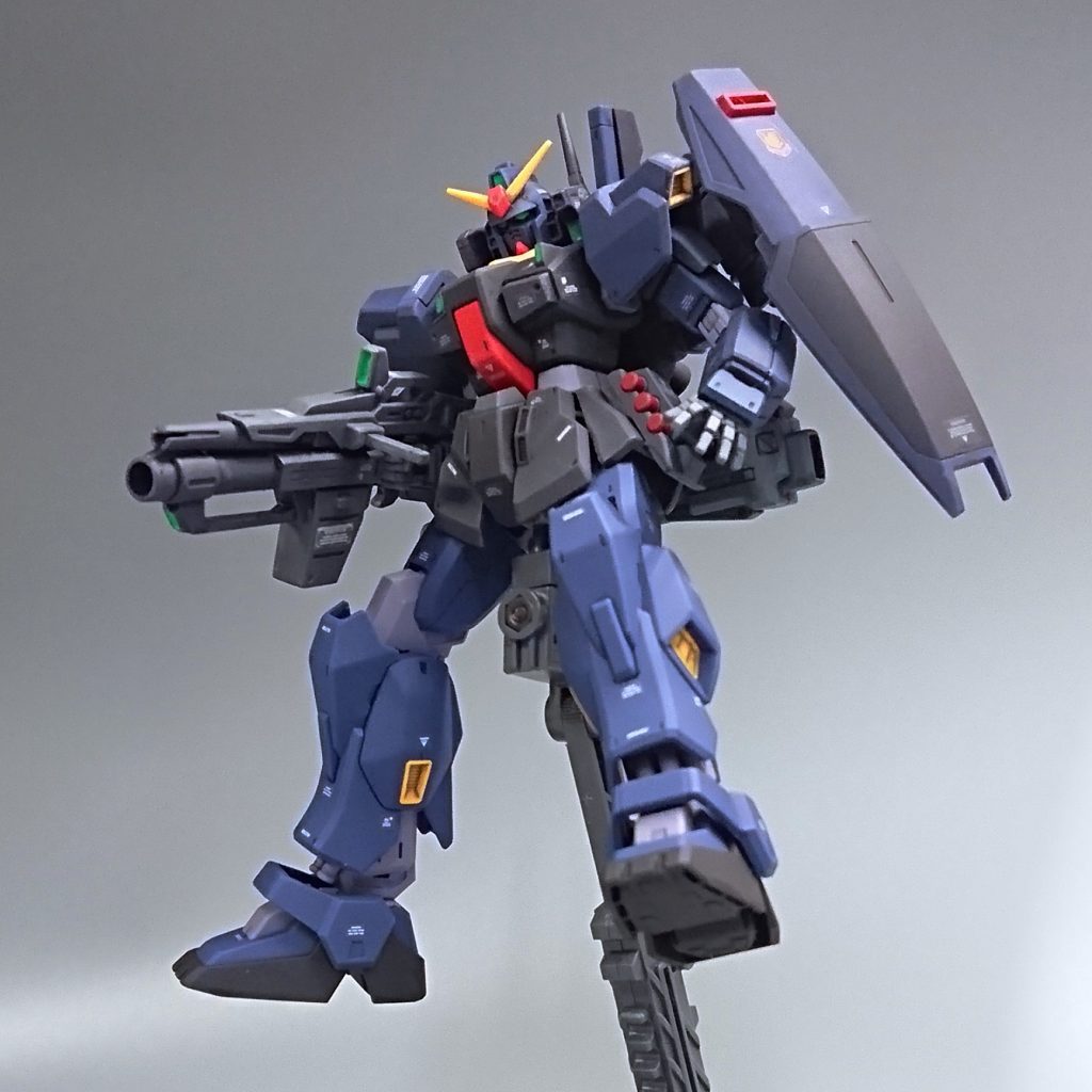 プラス小回りのきく様な武器を装備。