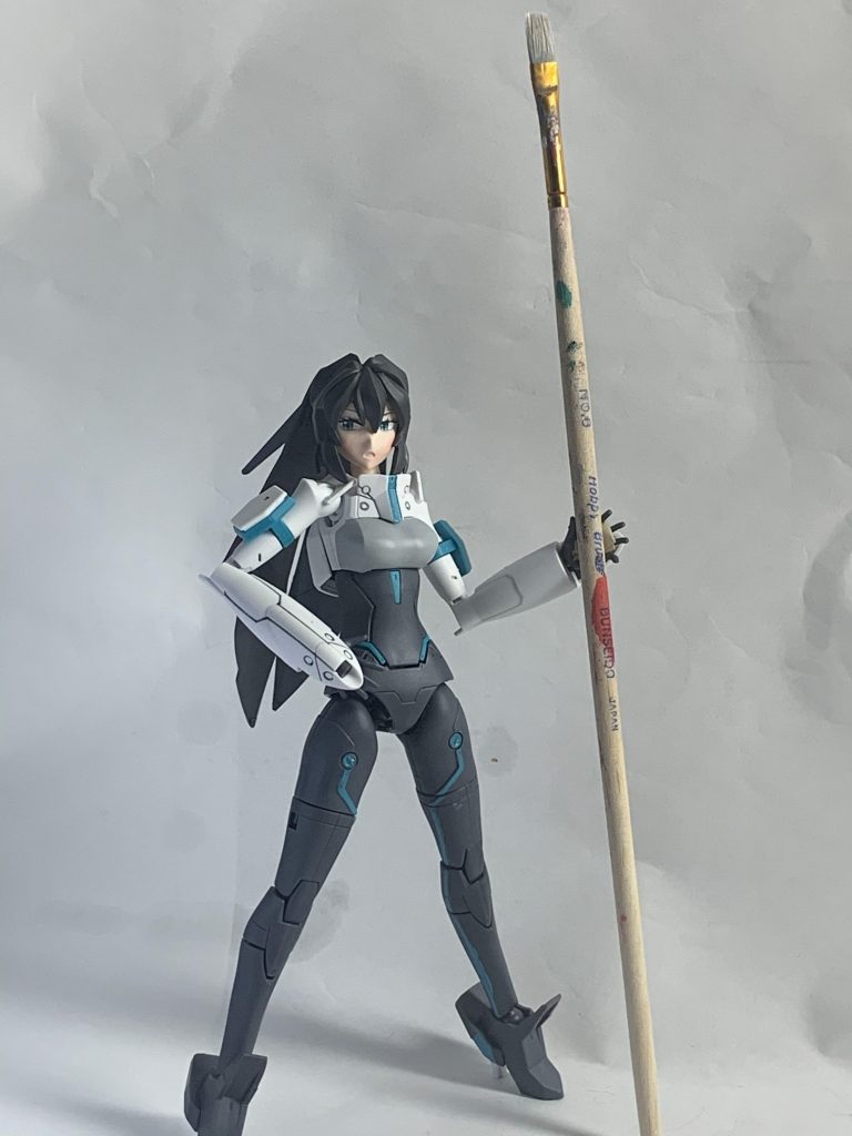 ドレスではないですけど本編でやってた筆持ちポーズ