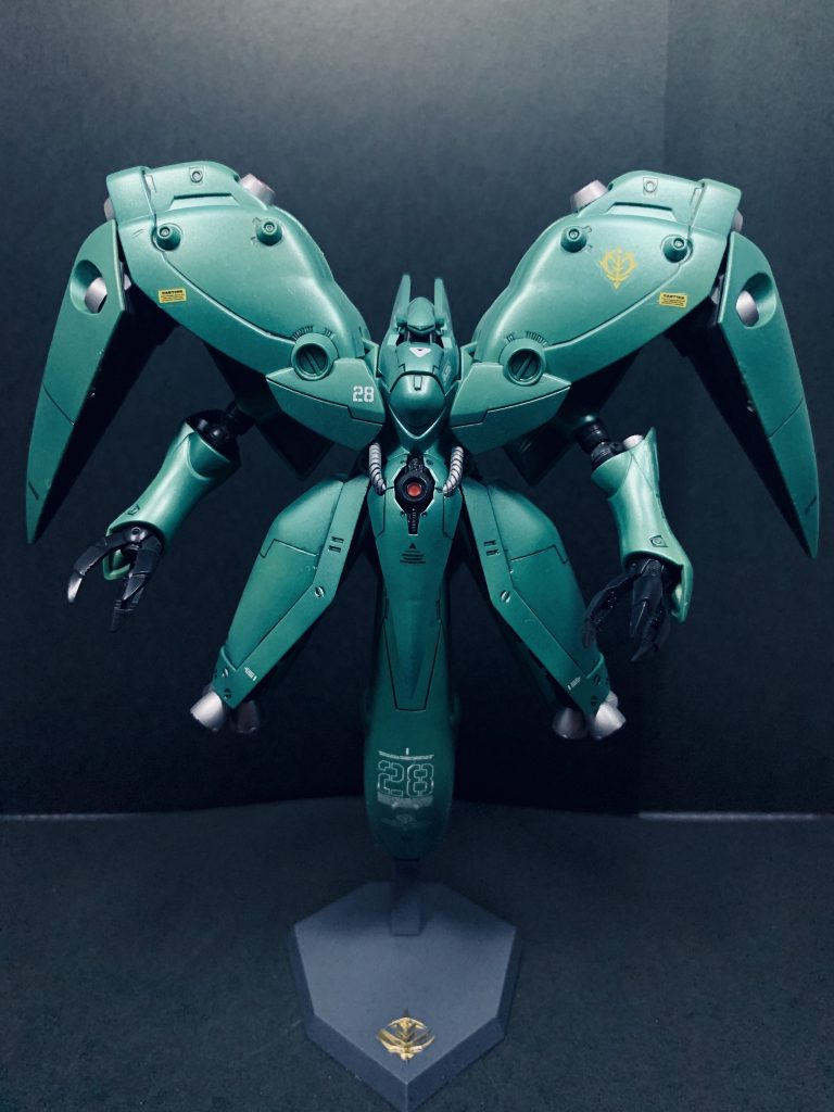 毎度お馴染み、メタリック塗装後のつや消し仕上げ^_^良い色合いになります