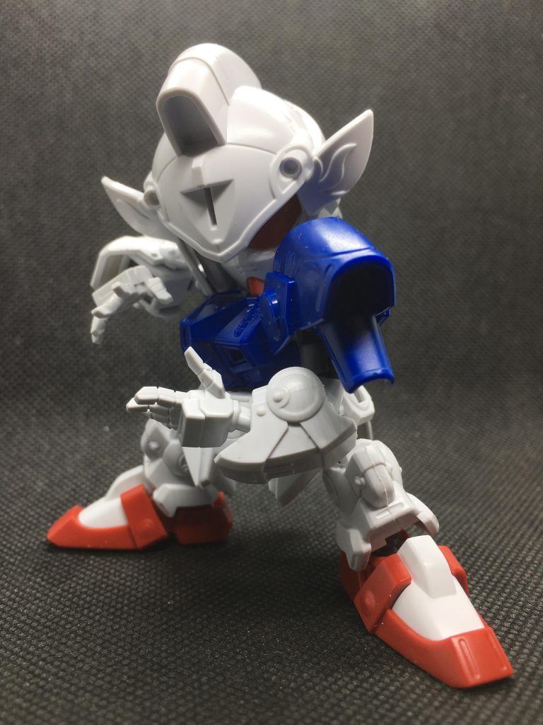 内部フレーム入れ替えで可動域が大幅にUPしてます。