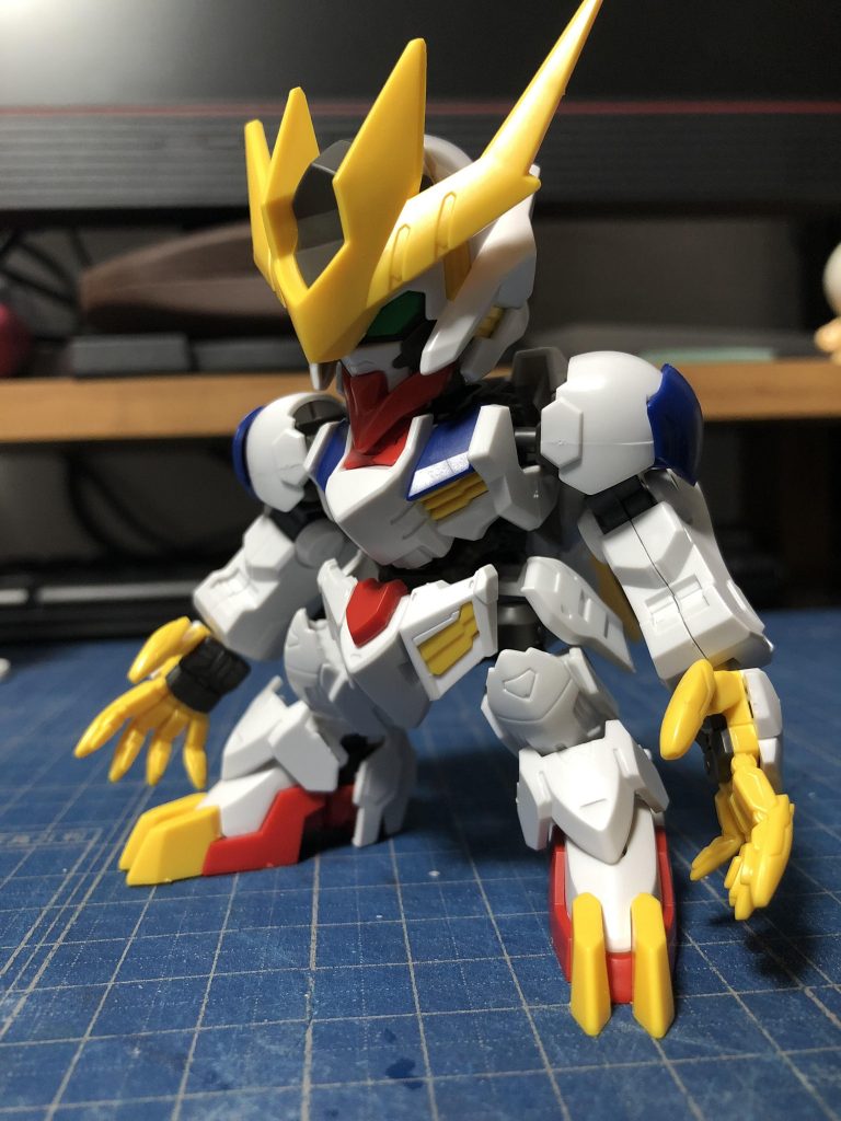 フレームん組み替えて頭身を決定。