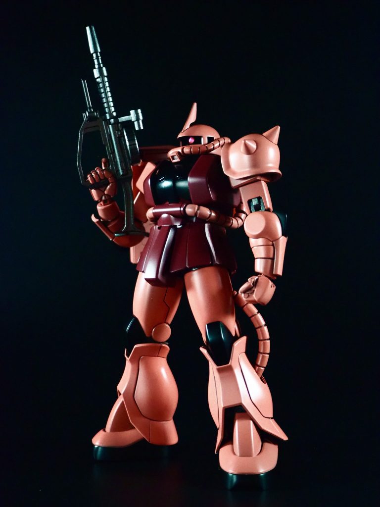 ザクマシンガン純粋に考えて戦車より口径デカい弾を連射するって半端ない