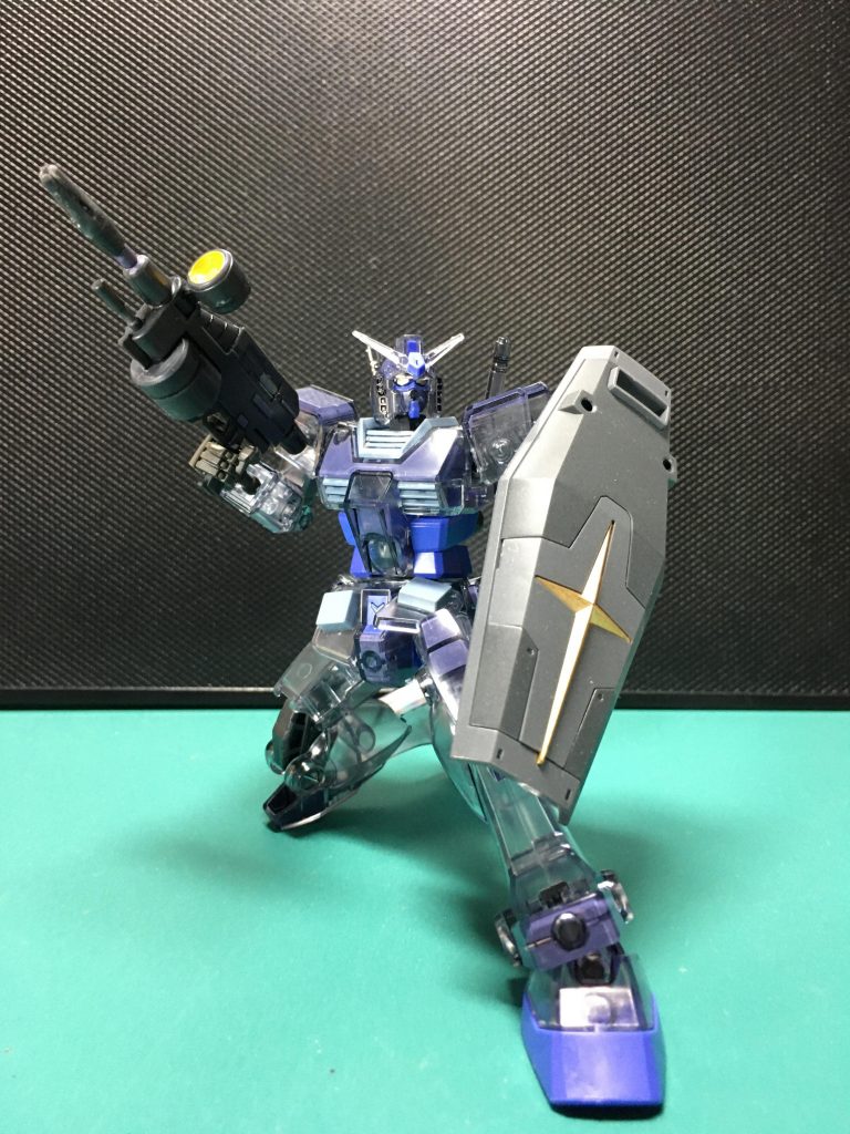 　足首や大腿部の干渉で膝立ちがいまいち決まらないものが多くてどこか歯がゆかったですが、エントリーグレードは結構きれいに膝立ちできてびっくりです。 