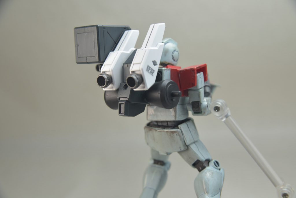 バックパックは3mm軸での接続なので他の機体にも装備できます