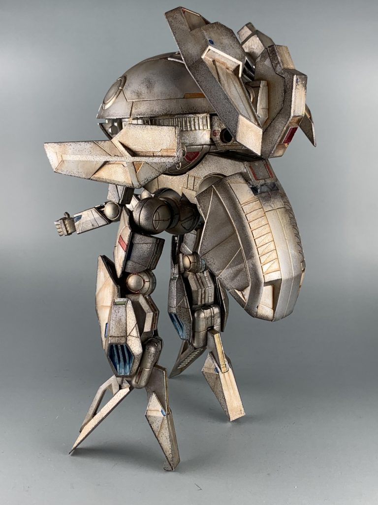 SF映画に出てきそうな感じになりました〜