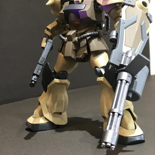 グフ・カスタム　砂漠戦仕様