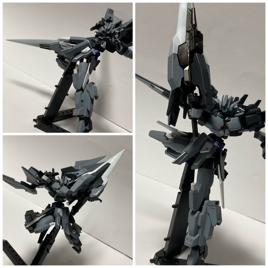 バスターソードはその名の通りソード形態になります！重い一撃を食らわせる近接武装になっています！変形してすぐに格闘に持って行けるのはかなりの強みです！ 