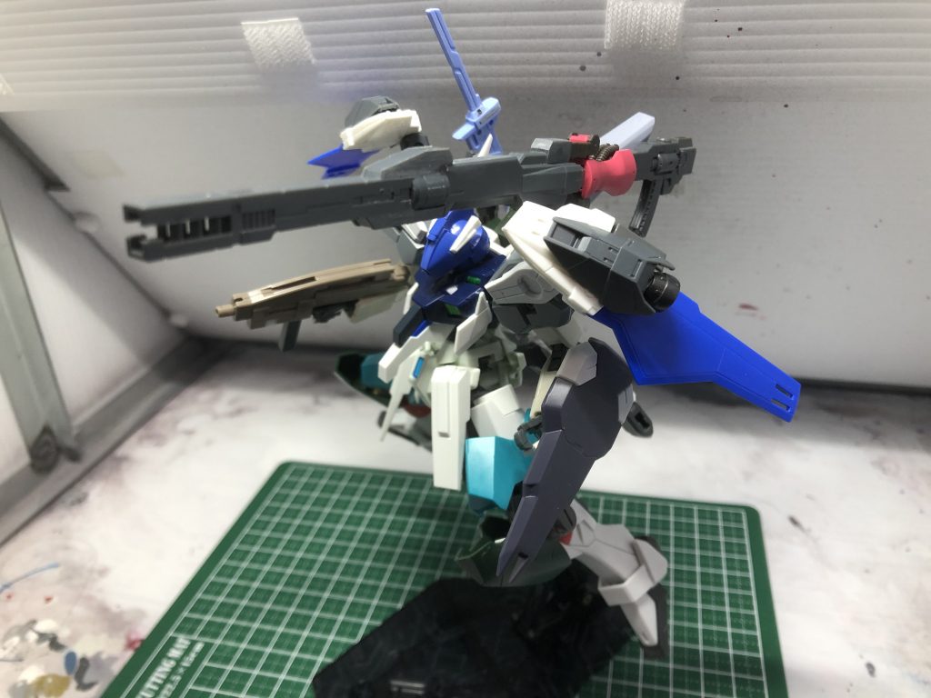 ここからバラし→サフ→塗装→デカール→トップコートで大体5時間くらいでした。