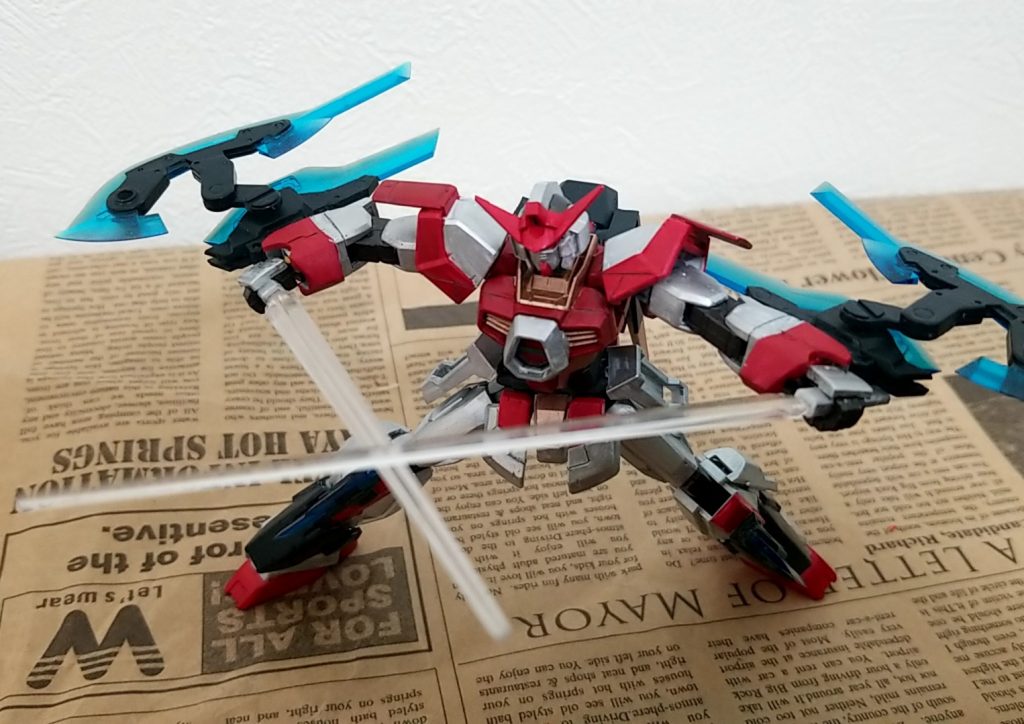 ビームサーベルAGE-1の共通兵器本機はほとんどビーム兵器を積んでおらず、比較的軽量なため推進力にまわす分をビームサーベルの出力にまわし、通常より少し増幅されている