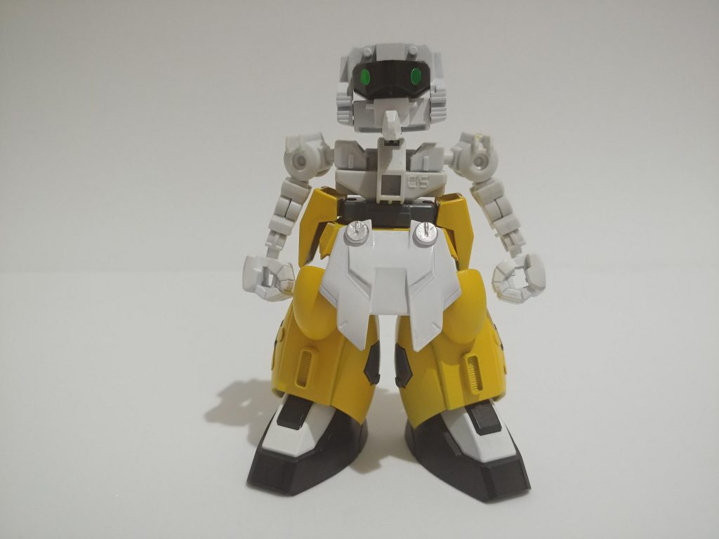 【脚部パーツ】：オチツコウ移動・回避・射撃性能を司るかなり重要なパーツ。破壊されると性能がガクッと落ちるうえ、見た目カッコ悪いのでツライ。攻撃を脚部で防御するぐらいなら左腕で防御して欲しい（個人的感想）