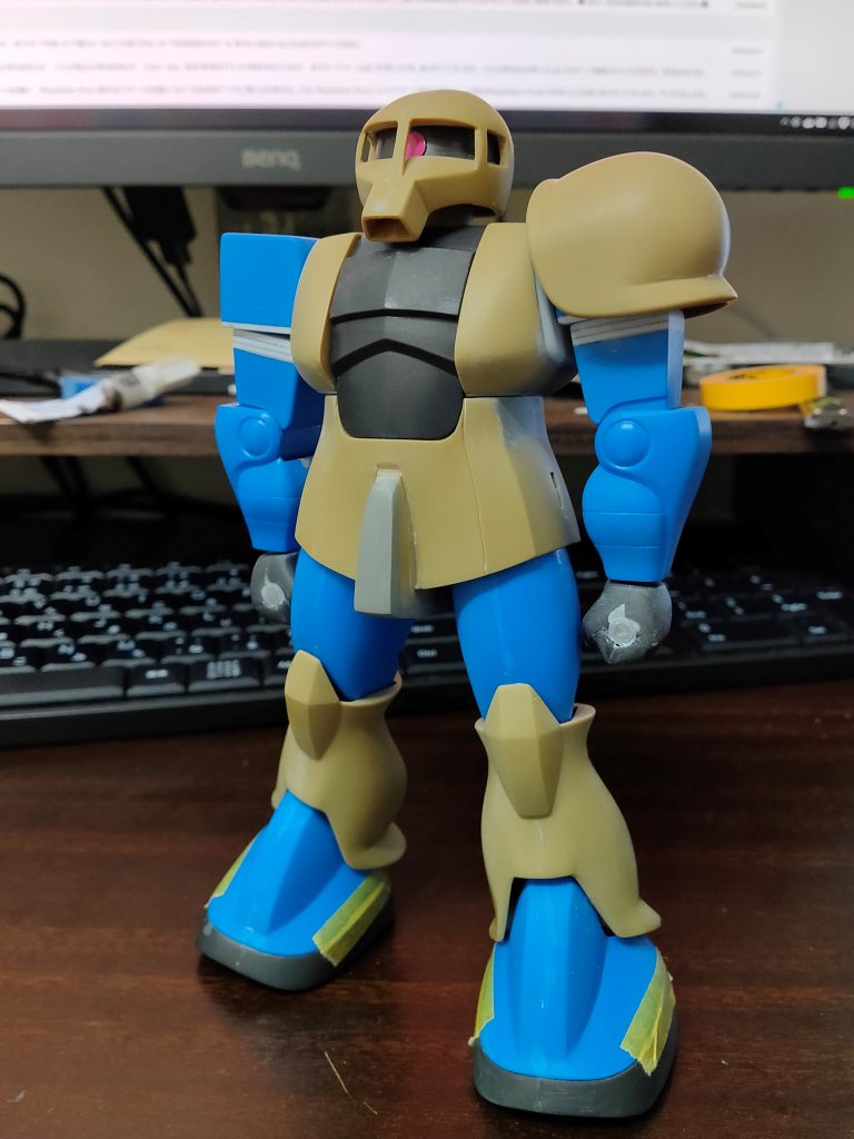 主な改修箇所は腕と肩の大きさのバランスを調整。くびれが少し強調されるようにスタイル調整。股間も少しパテで大きくしています。あとは握り手の穴を埋めました。