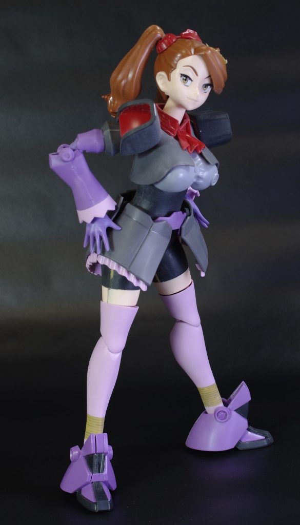 腕が短いと幼い感じに見えます。