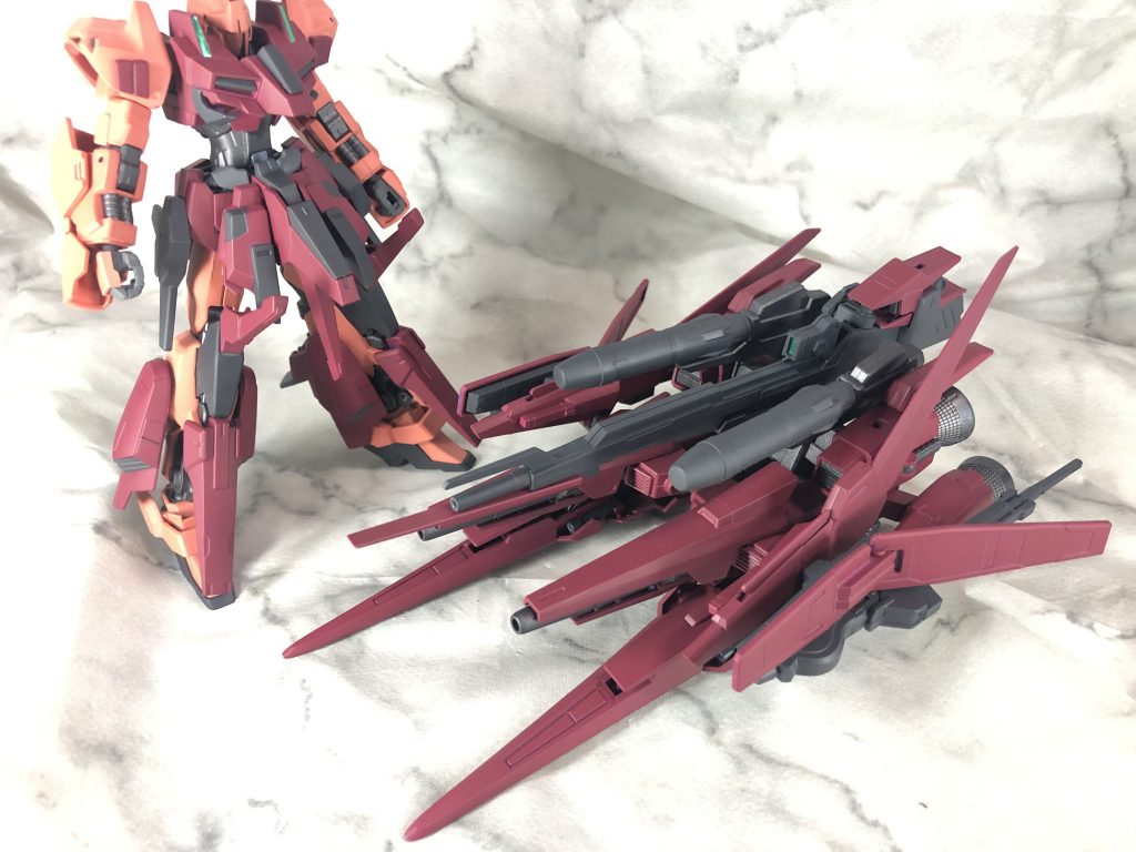 分離してサポートメカになる…予定は無かったのだが、元が元なだけに適当にいじるだけでもそれっぽくなるなぁ