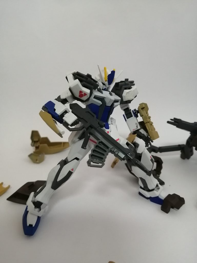 アーマーはネオジム磁石を使用しているのですべてパージできます。