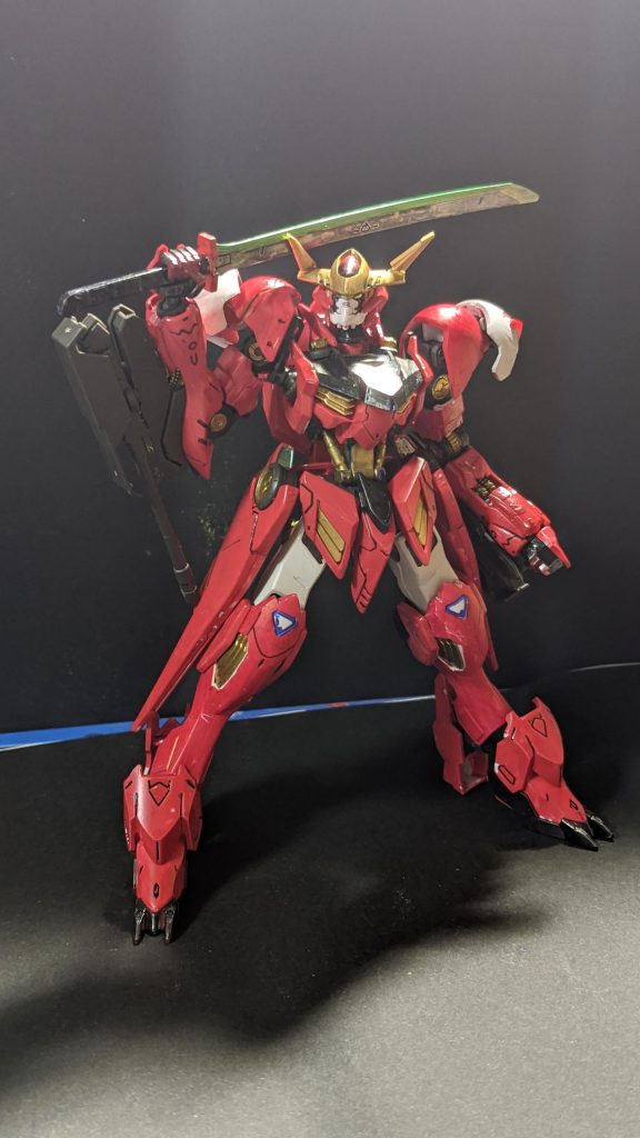 三日月(これ使いにくいんだよな、まぁしょうが無いか使える奴これしか無いし。たたっ切る！！