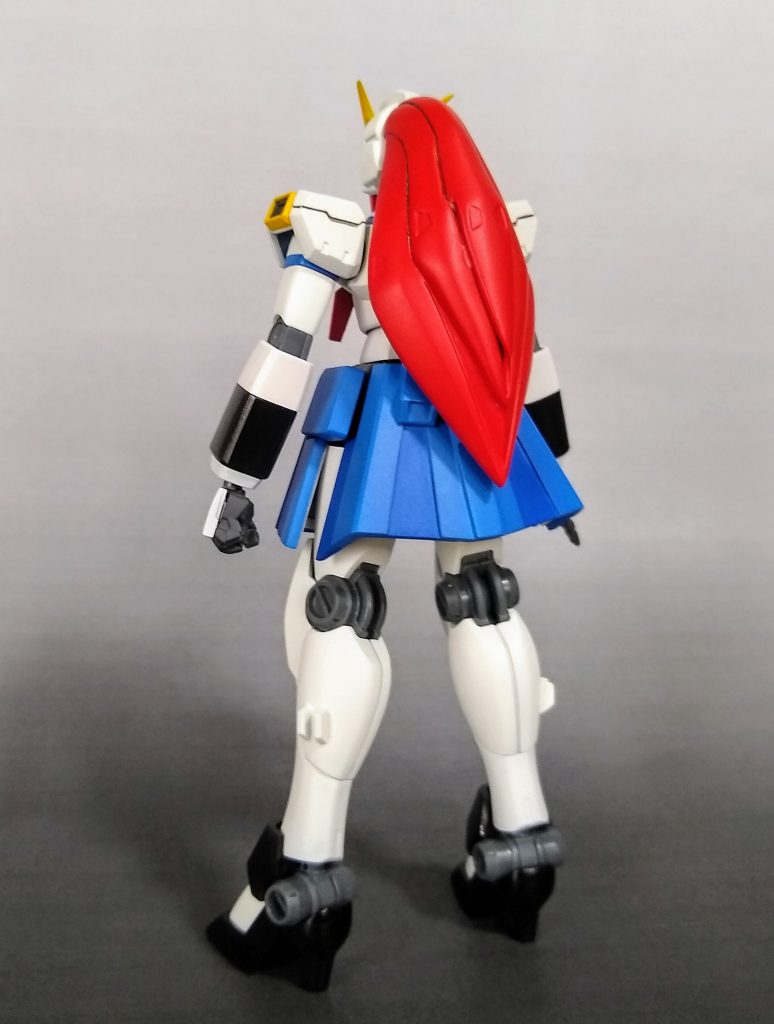 思ったほど元ネタに似ませんでした。放熱フィンの形状をもっと工夫すればよかったかな。