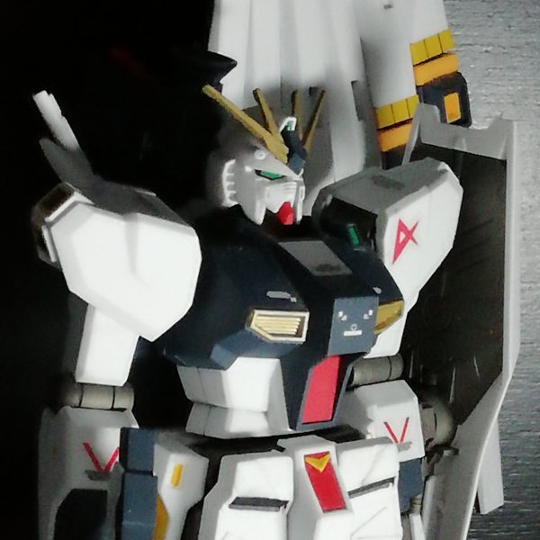 ＨＧ　νガンダム