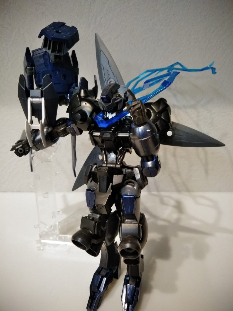 忍具・影追(シャドウホロウ)梟を模したサポートメカ